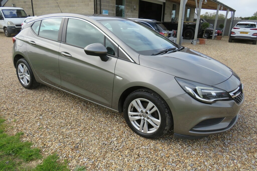 Vauxhall Astra 1.6 Cdti 16V Eco Flex Design Band A Road Tax Grey