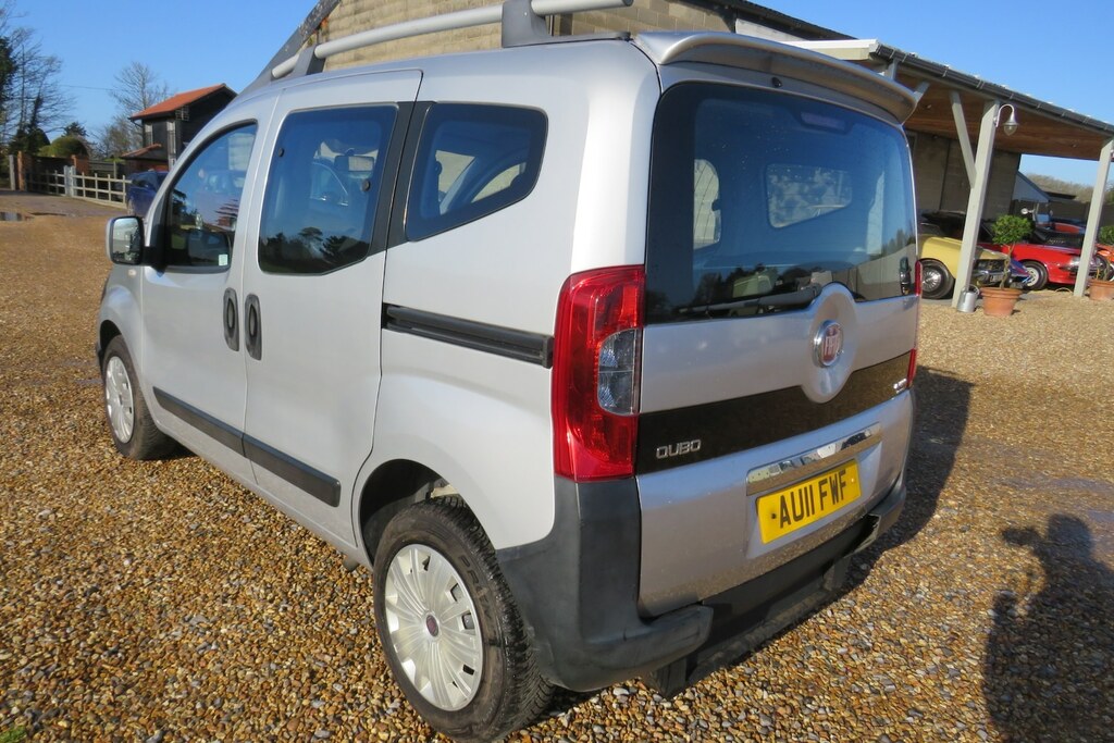 Fiat Qubo 1.3 Multijet Active Dualogic Silver #2