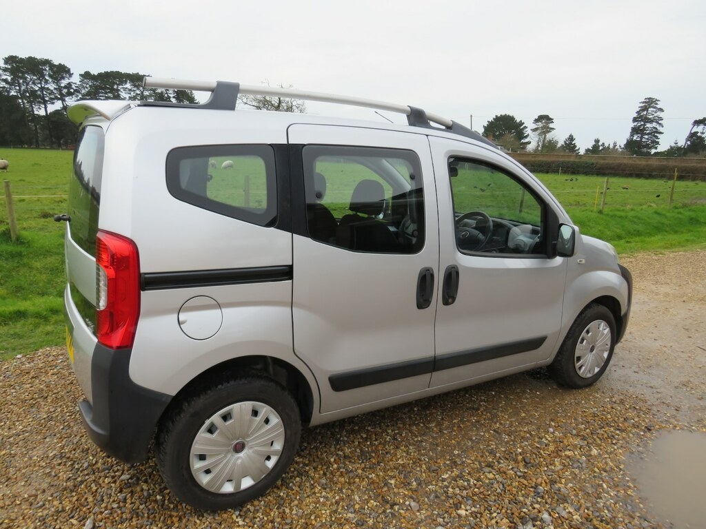Fiat Qubo 1.3 Multijet Active Dualogic Silver #6