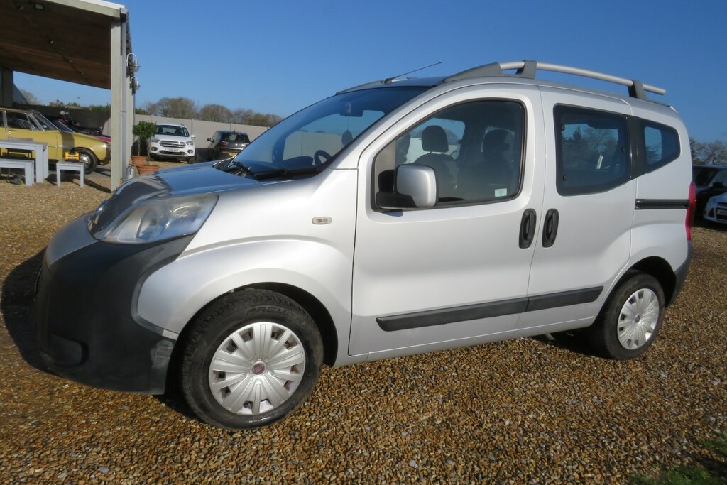 Fiat Qubo 1.3 Multijet Active Dualogic Silver
