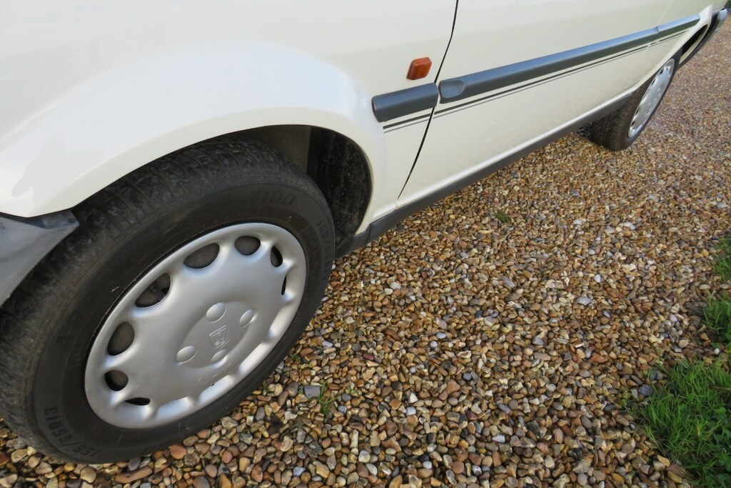 Rover 100 1.5 115 D Sd White #40