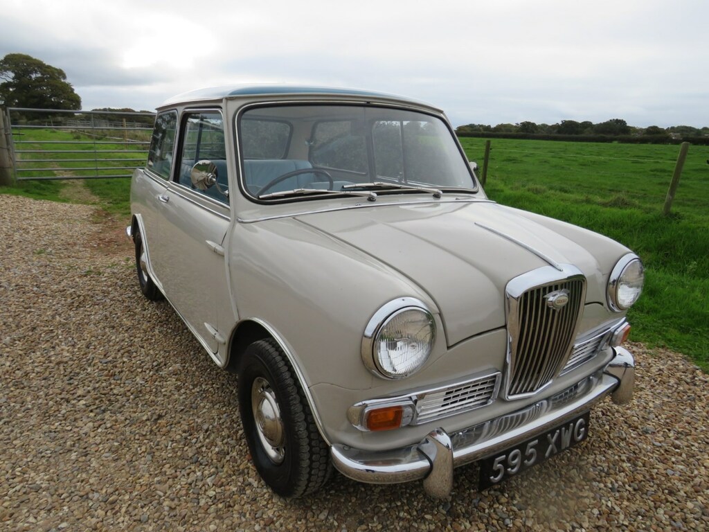 Wolseley All Models Mark One Saloon #2