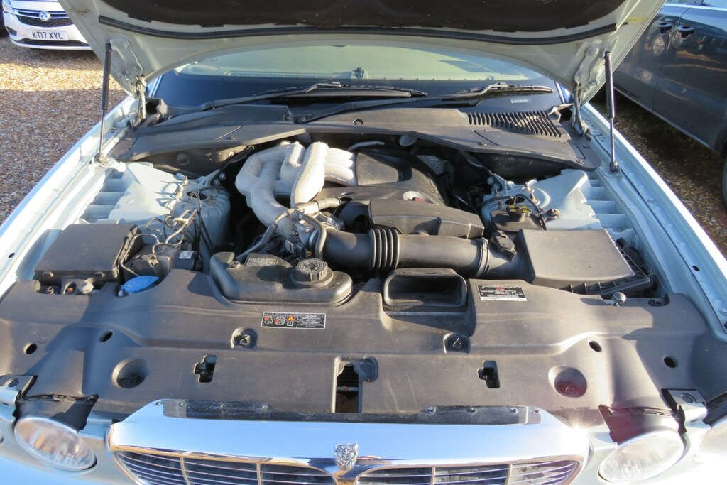 Jaguar XJ Xj6 3.0 V6 Se Silver #5