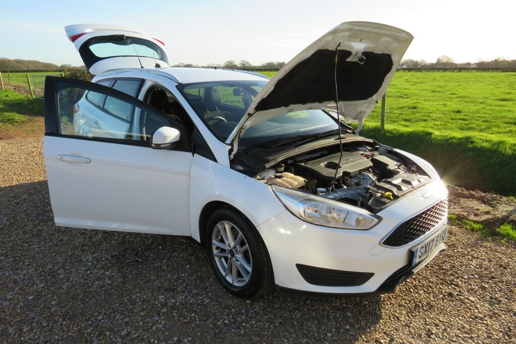 Ford Focus 1.5 Tdci 120 Style GX17BYU White #2