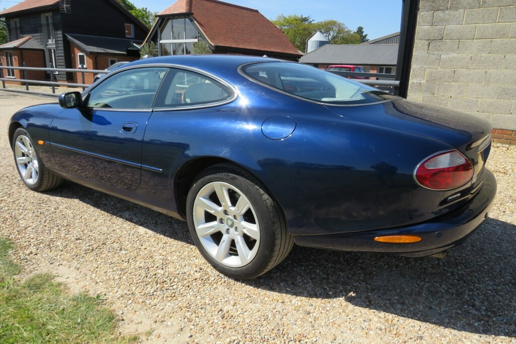 Jaguar XK8 4.2 2dr Auto Blue #12
