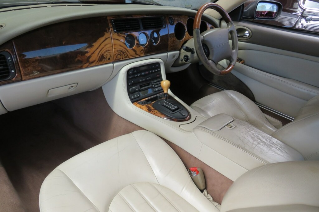 Jaguar XK8 4.2 2dr Auto Blue #27