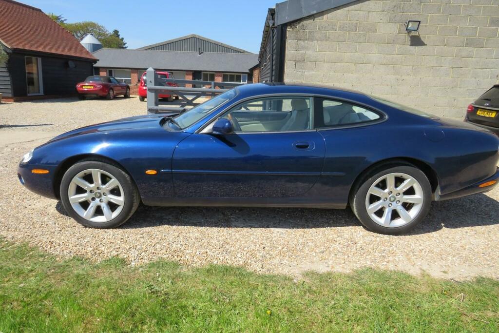 Jaguar XK8 4.2 2dr Auto Blue #14