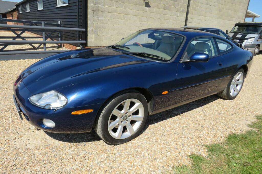 Jaguar XK8 4.2 2dr Auto Blue #16