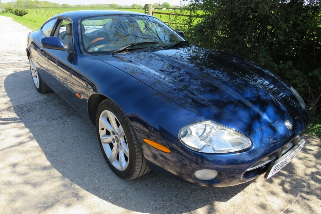 Jaguar XK8 4.2 2dr Auto Blue #23