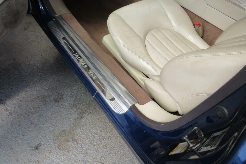 Jaguar XK8 4.2 2dr Auto Blue #29