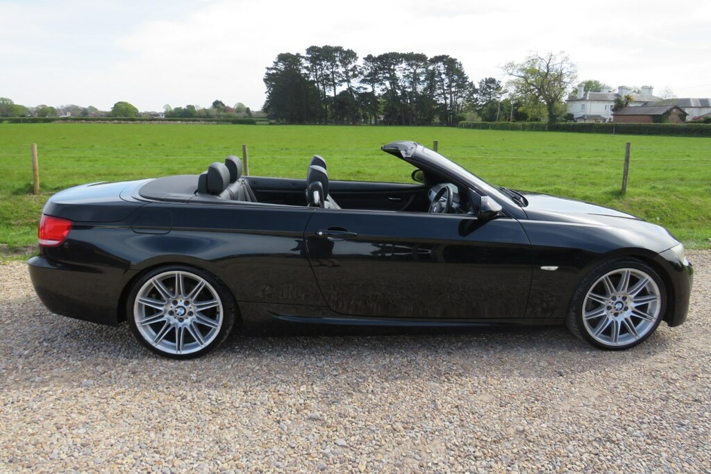 BMW 3 Series 325I M Sport Black #2
