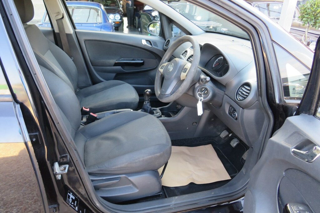 Vauxhall Corsa 1.2I 16V Energy Black #4