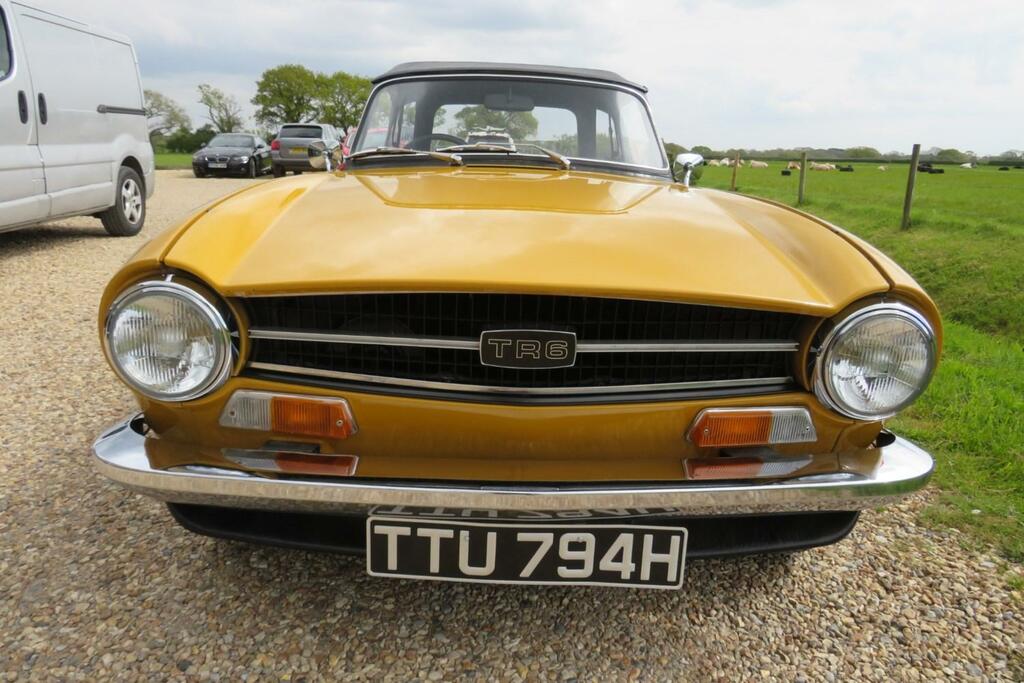Triumph TR6 With Overdrive TTU794H Yellow #3