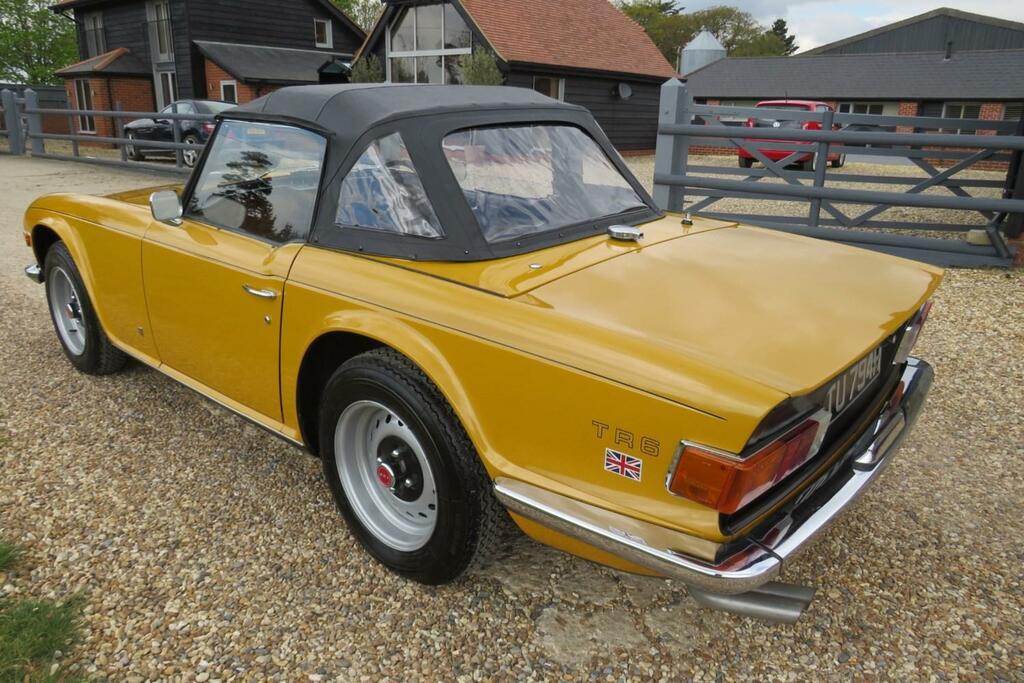 Triumph TR6 With Overdrive TTU794H Yellow #5