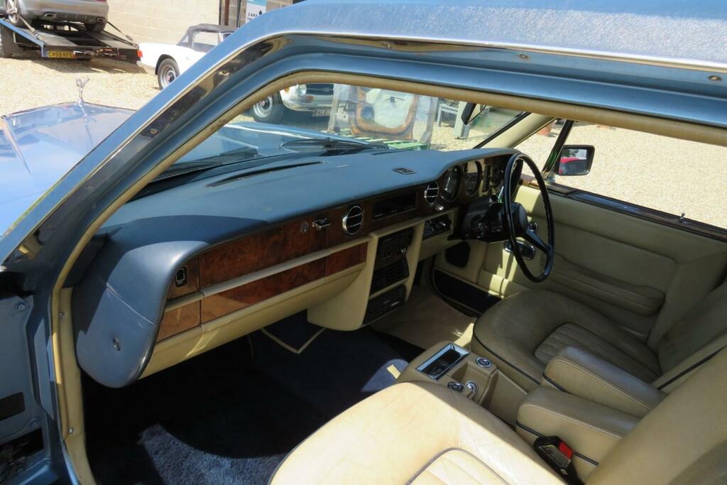 Rolls-Royce Silver Spirit 4dr Auto ONL142X Blue #6
