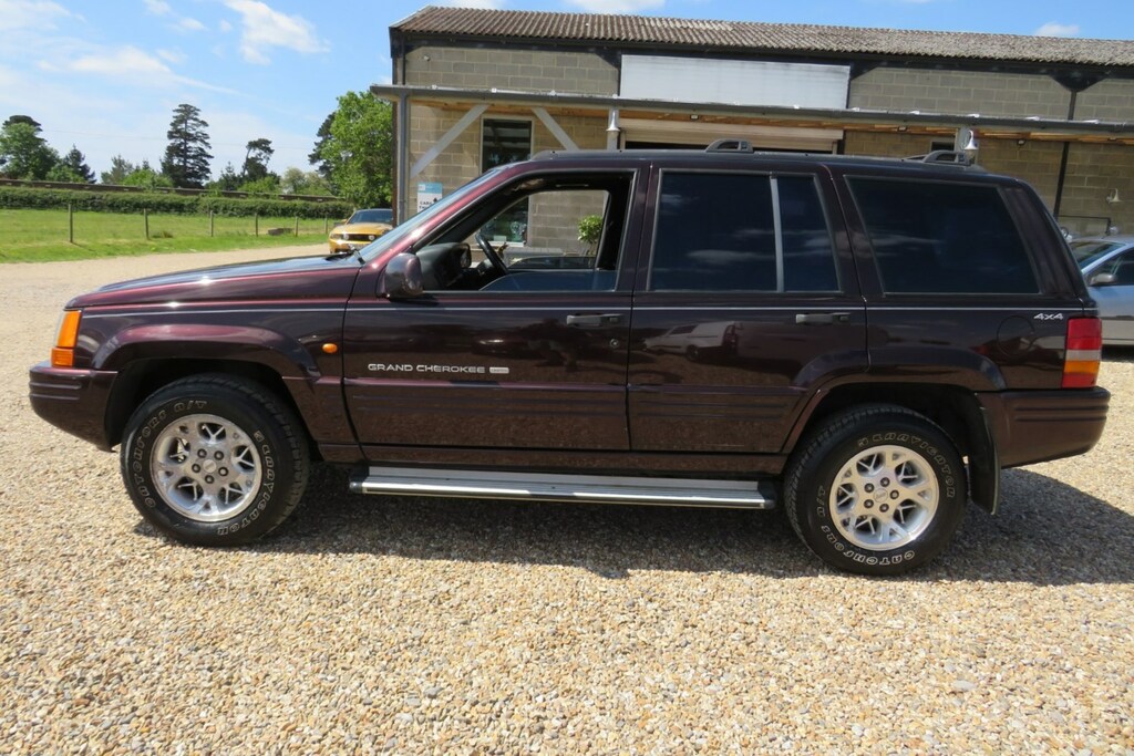 Jeep Grand Cherokee Cherokee Limited Black #42