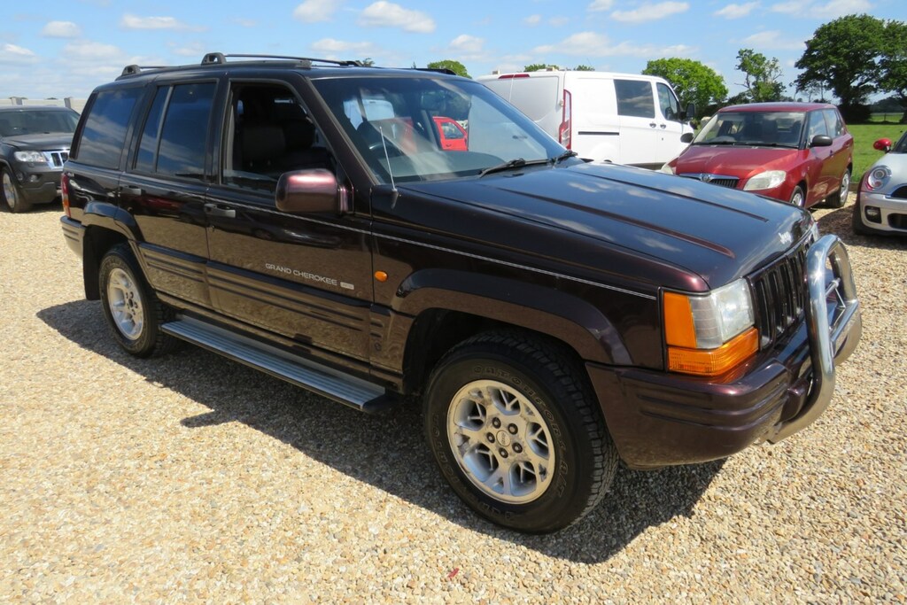 Jeep Grand Cherokee Cherokee Limited Black #31