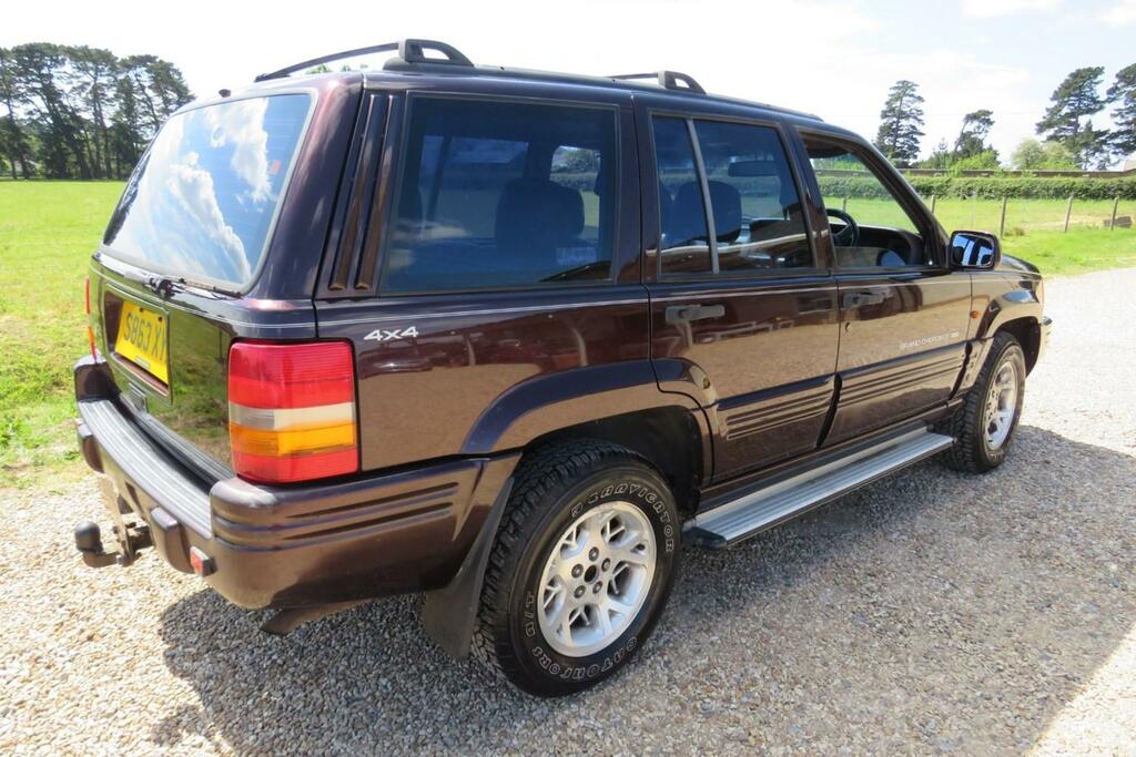 Jeep Grand Cherokee Cherokee Limited Black #15