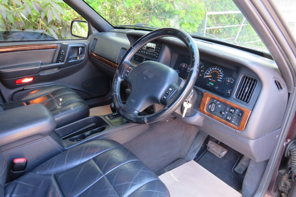 Jeep Grand Cherokee Cherokee Limited Black #20