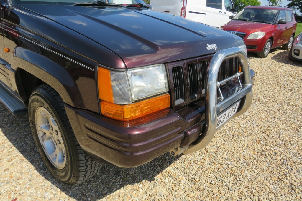 Jeep Grand Cherokee Cherokee Limited Black #34