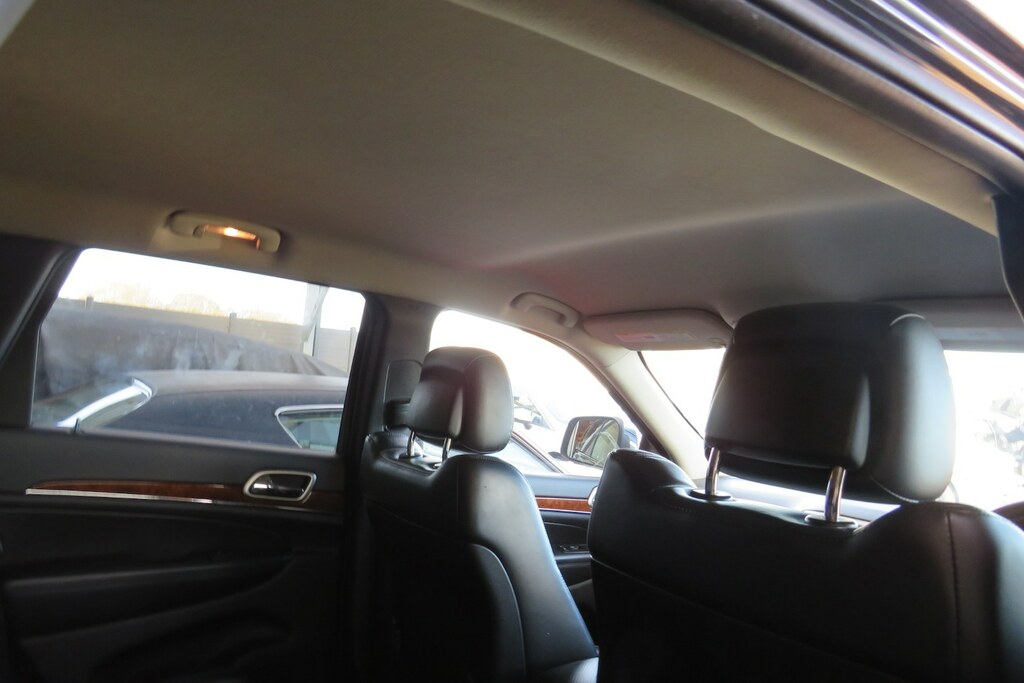 Jeep Grand Cherokee Suv White #13