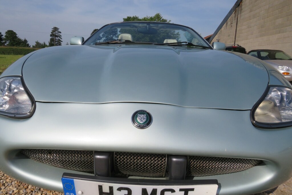 Jaguar XK8 Convertible 4.0 2001 Green #18