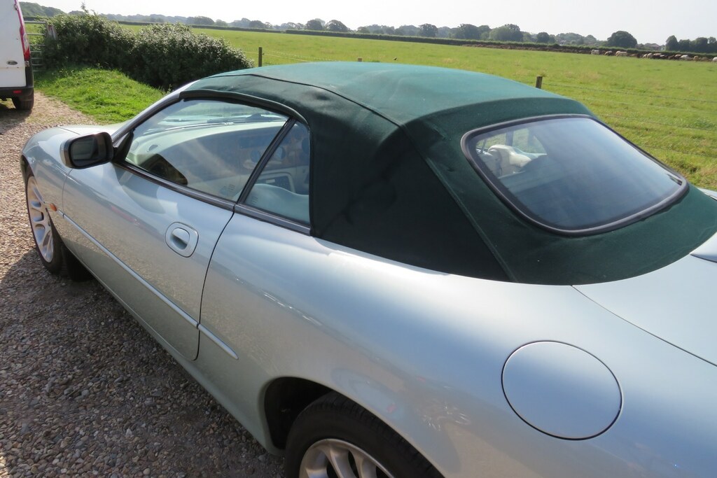 Jaguar XK8 Convertible 4.0 2001 Green #30