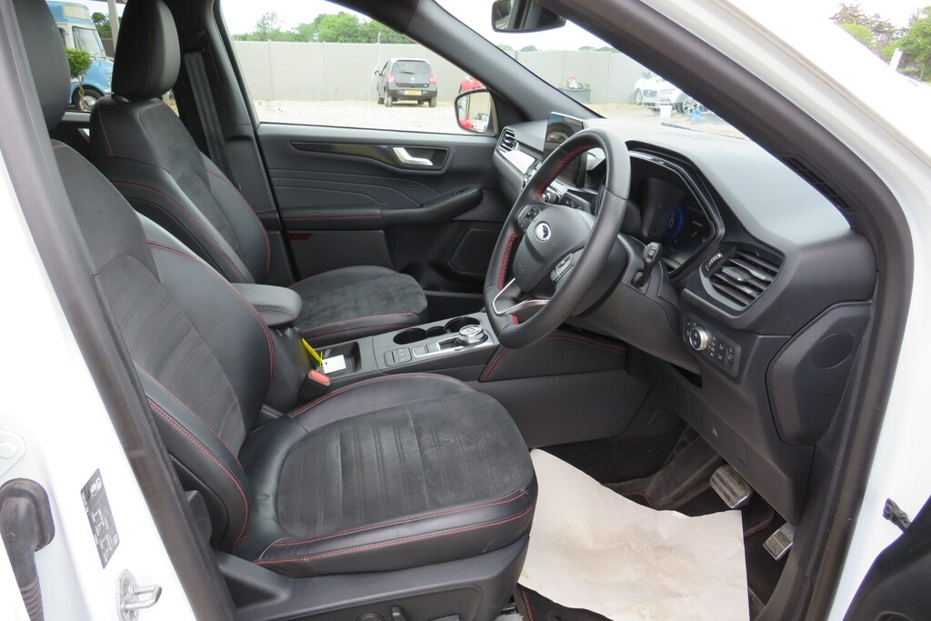 Ford Kuga 2.5 Phev St - Line Edition Cvt LC22ZYN White #3