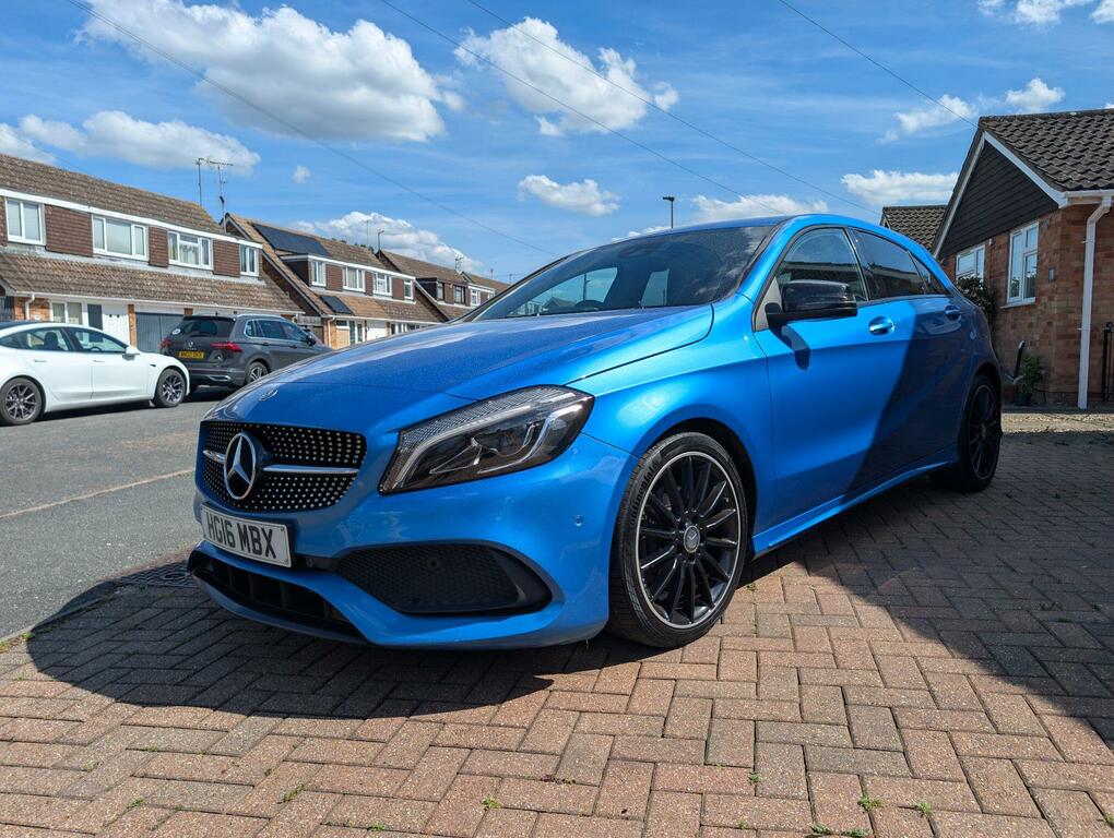 Mercedes-Benz A Class 2.1 A200d Amg Line Premium 7G-dct Euro 6 Ss 5 HG16MBX Blue #5