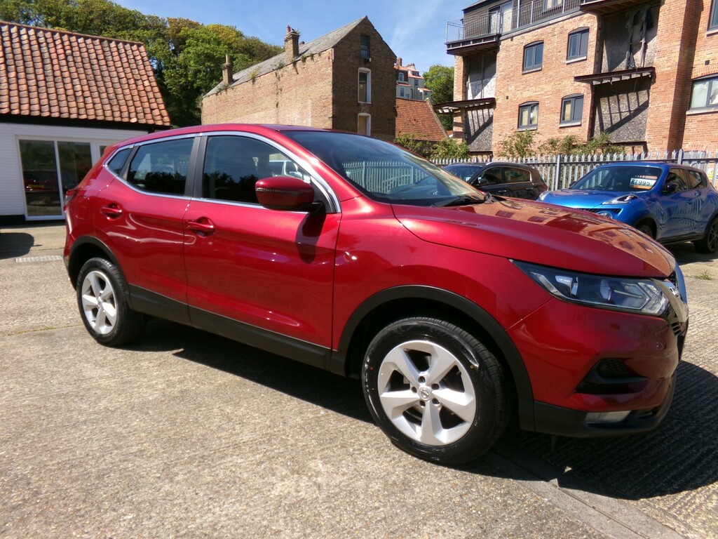 Nissan Qashqai Suv 1.3 Dig-t Acenta Premium 2020 KE69HBY Red #2