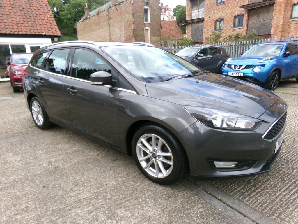 Ford Focus Estate 1.6 Zetec 2016 VX16ZZN Grey #2