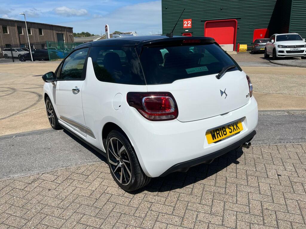 DS DS 3 Hatchback 1.2 Puretech Connected Chic Euro 6 Ss White #4