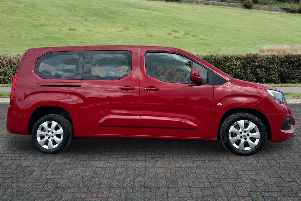 Vauxhall Combo Life 1.5 Turbo D Blueinjection Energy XL Mpv Euro 6 S Red #4