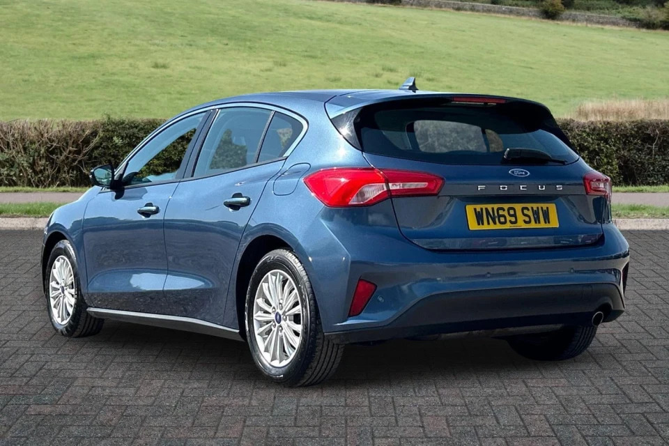 Ford Focus 1.0T Ecoboost Titanium Euro 6 Ss WN69SWW Blue #6