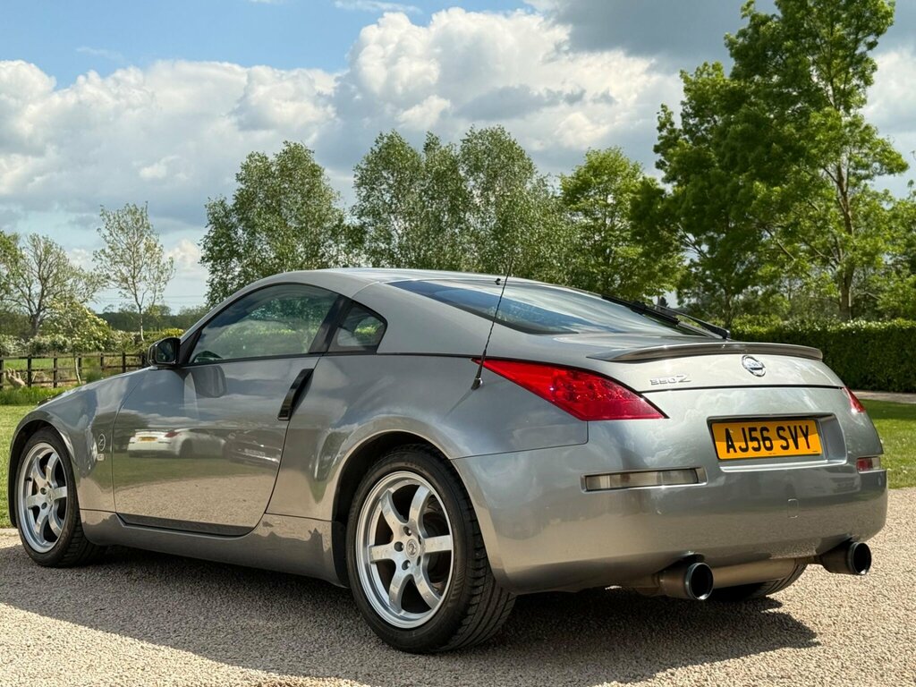 Nissan 350Z  Silver #10
