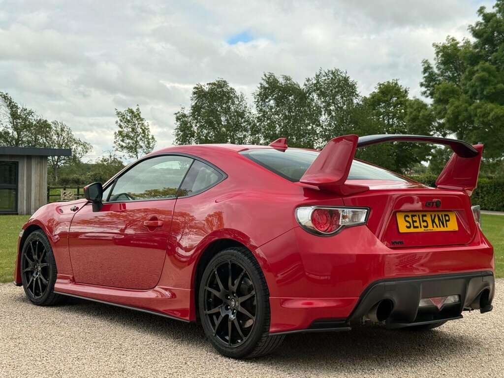 Toyota GT86 2.0 D-4s Blanco White #11