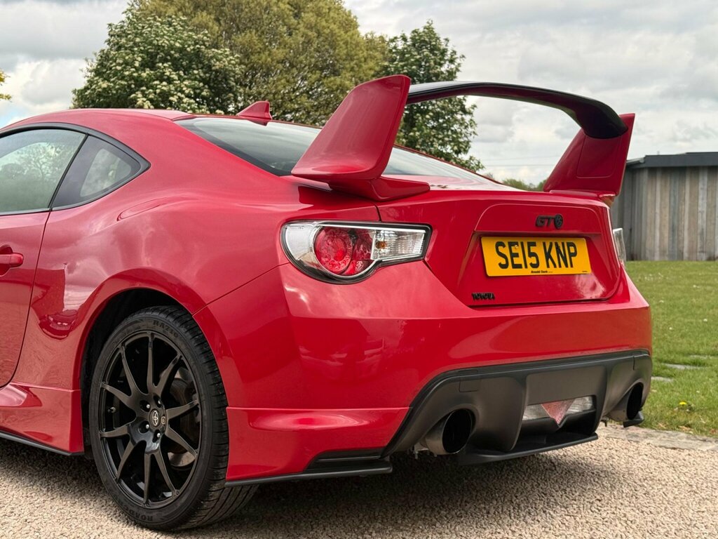 Toyota GT86 2.0 D-4s Blanco White #8