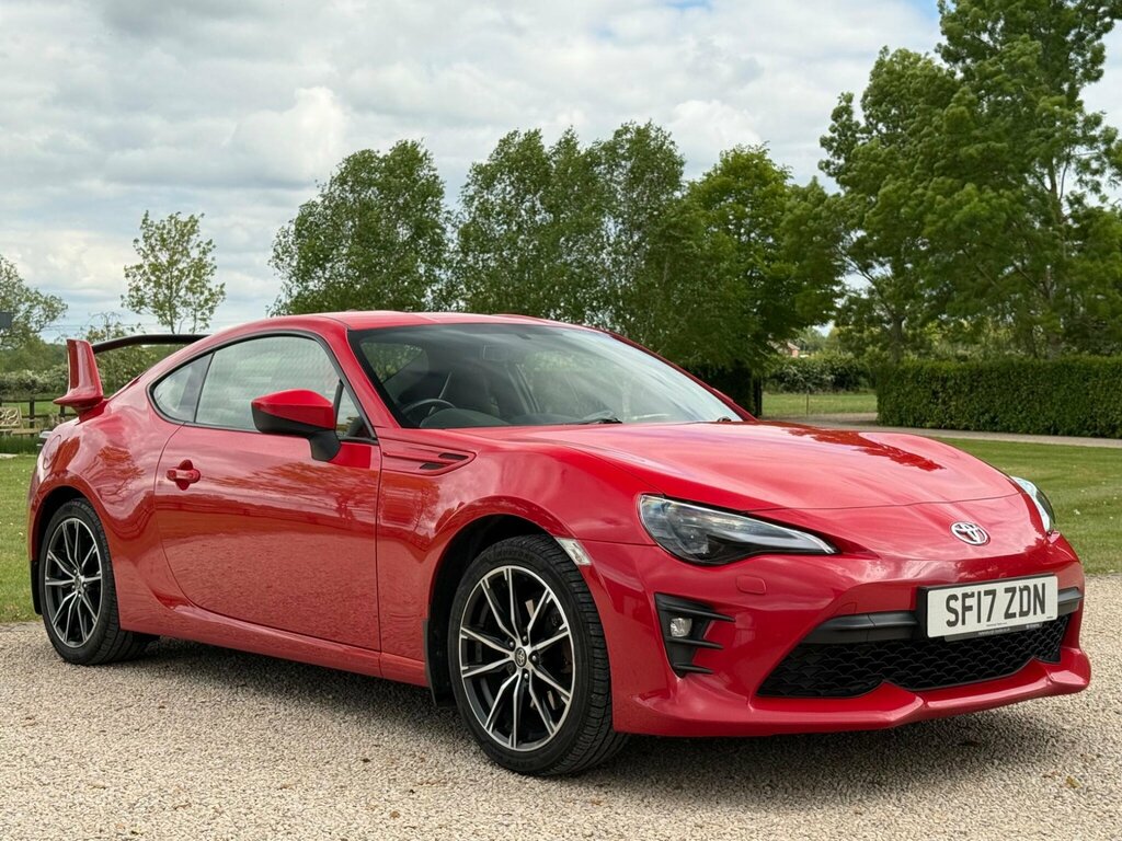 Toyota GT86 D-4s Pro White #10