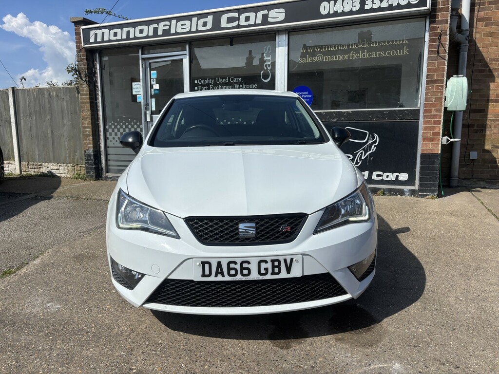 Seat Ibiza Hatchback 1.2 Tsi Fr 2016 White #2