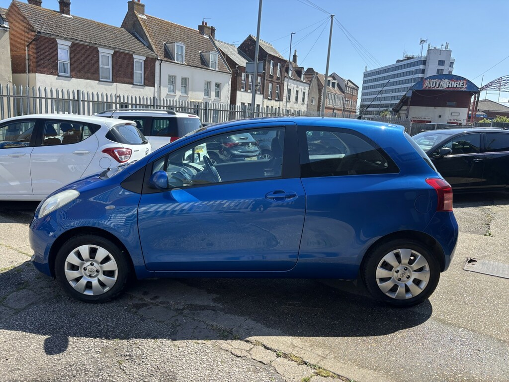 Toyota Yaris Hatchback 1.3 T3 2007 Blue #5