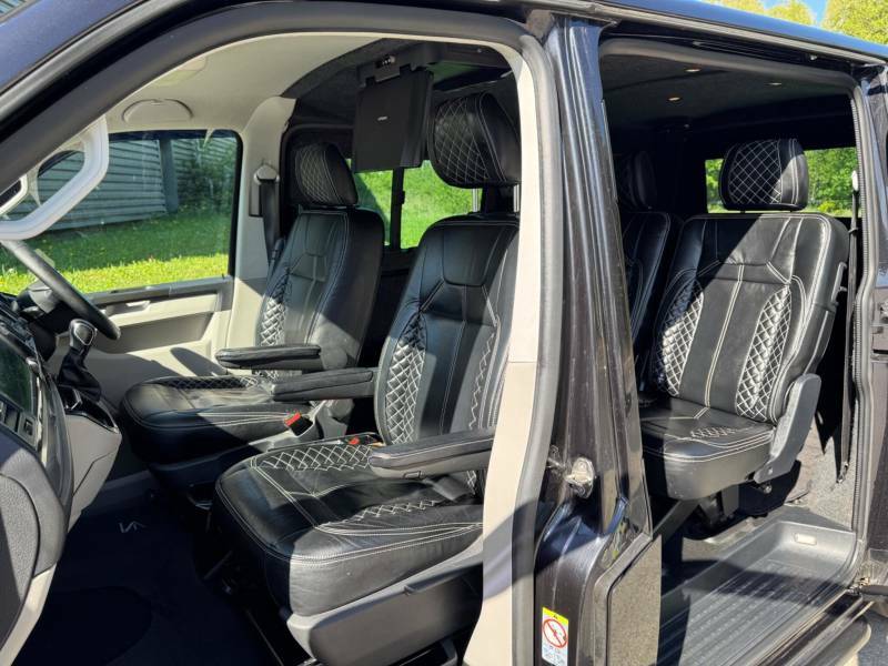 Volkswagen Transporter 2.0 Bitdi T32 Bluemotion Tech Highline Kombi Dsg F Black #2