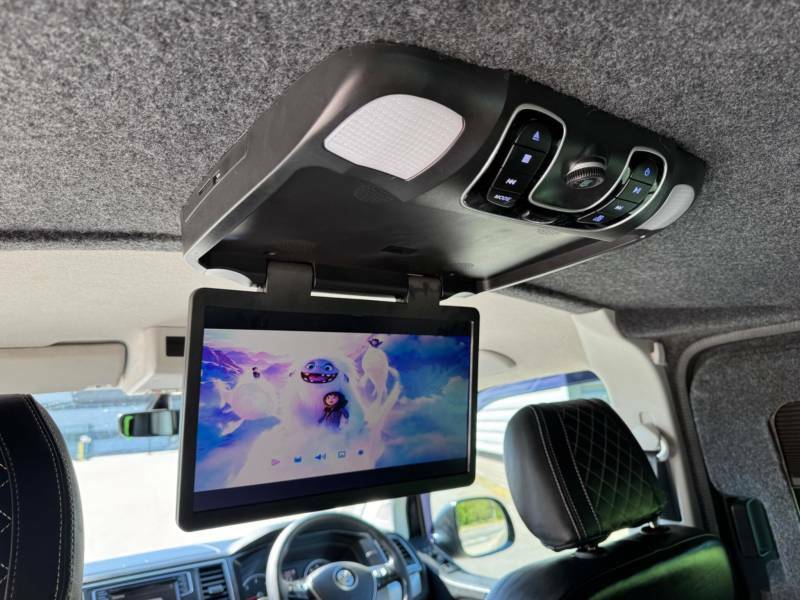 Volkswagen Transporter 2.0 Bitdi T32 Bluemotion Tech Highline Kombi Dsg F Black #3