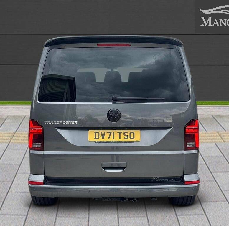 Volkswagen Transporter 2.0 Tdi T32 Highline Kombi Dsg Fwd Lwb High Roof E DV71TSO Grey #5