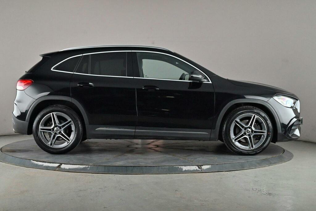Mercedes-Benz GLA Class 1.3 Gla180 Amg Line Suv 7G Dct Ss EN21HME Black #3