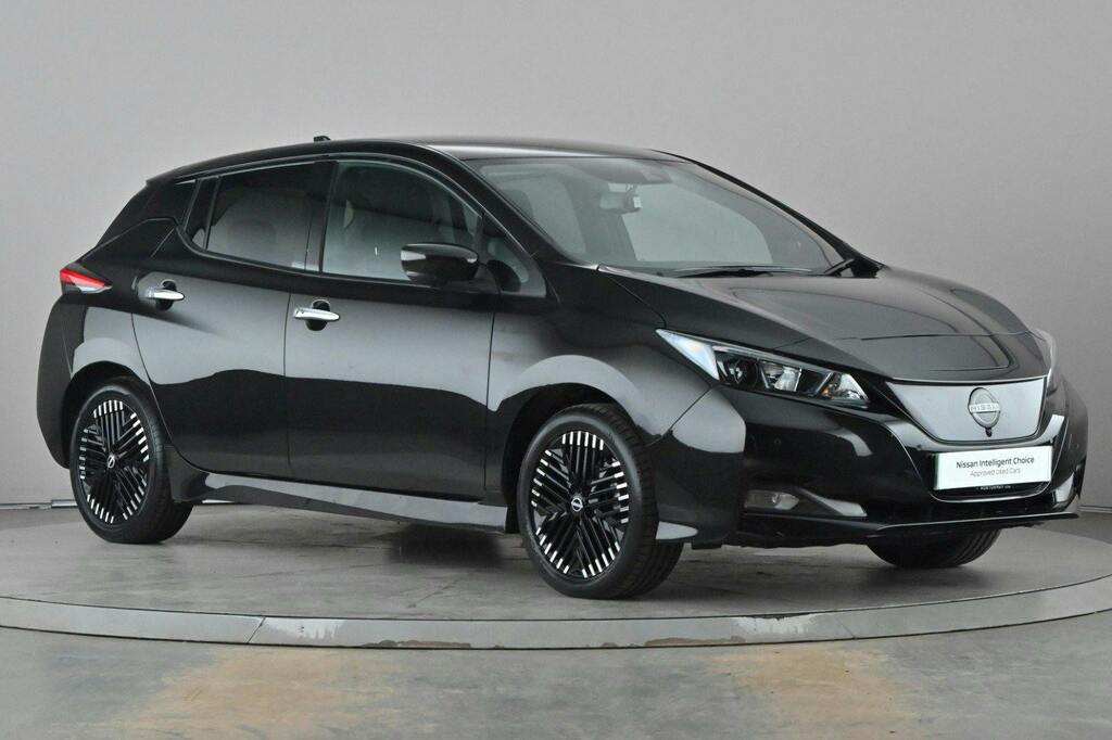 Nissan Leaf 39Kwh N Connecta Hatchback Black