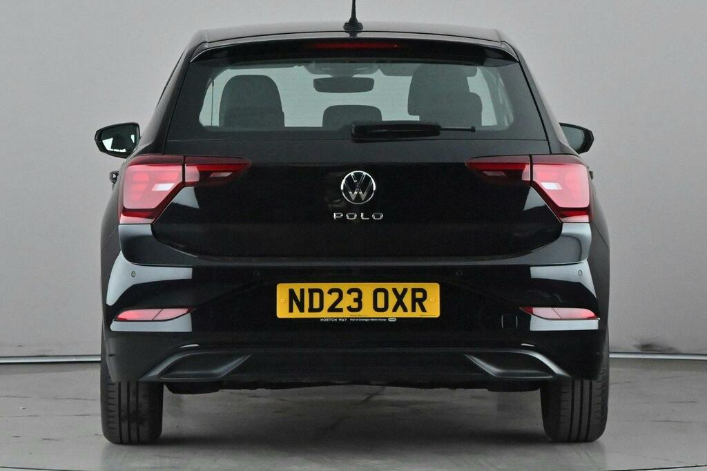 Volkswagen Polo 1.0 Tsi Life Hatchback Ss ND23OXR Black #5