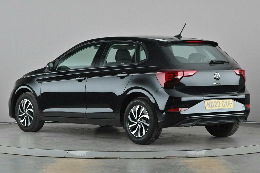 Volkswagen Polo 1.0 Tsi Life Hatchback Ss ND23OXR Black #6