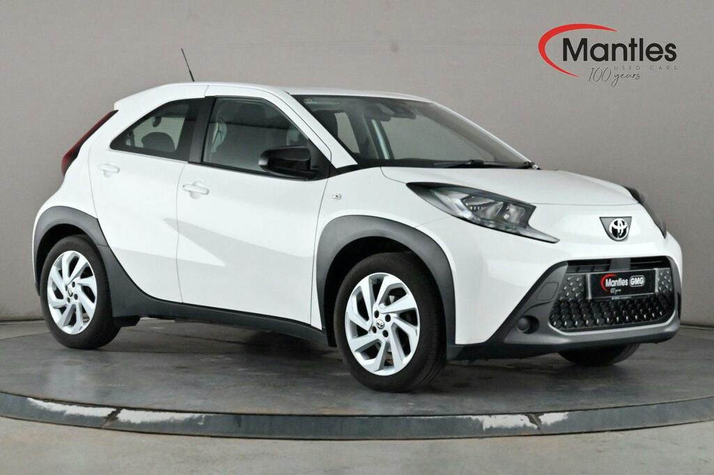 Toyota Aygo X 1.0 Vvt I Pure Hatchback X Shift Ss White