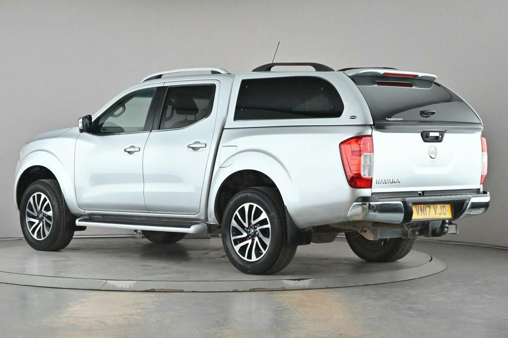 Nissan Navara 2.3 Dci Tekna Pickup Double Cab Silver #6