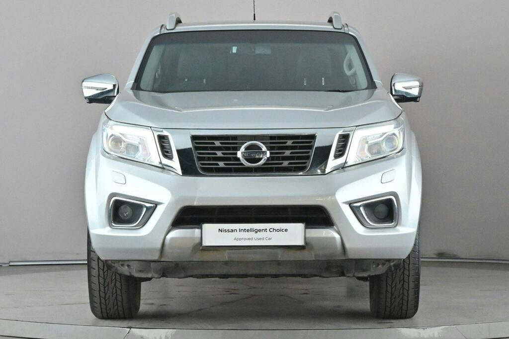 Nissan Navara 2.3 Dci Tekna Pickup Double Cab Silver #2